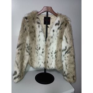 Yoki Plush Teddy Jacket in Cream and Tan